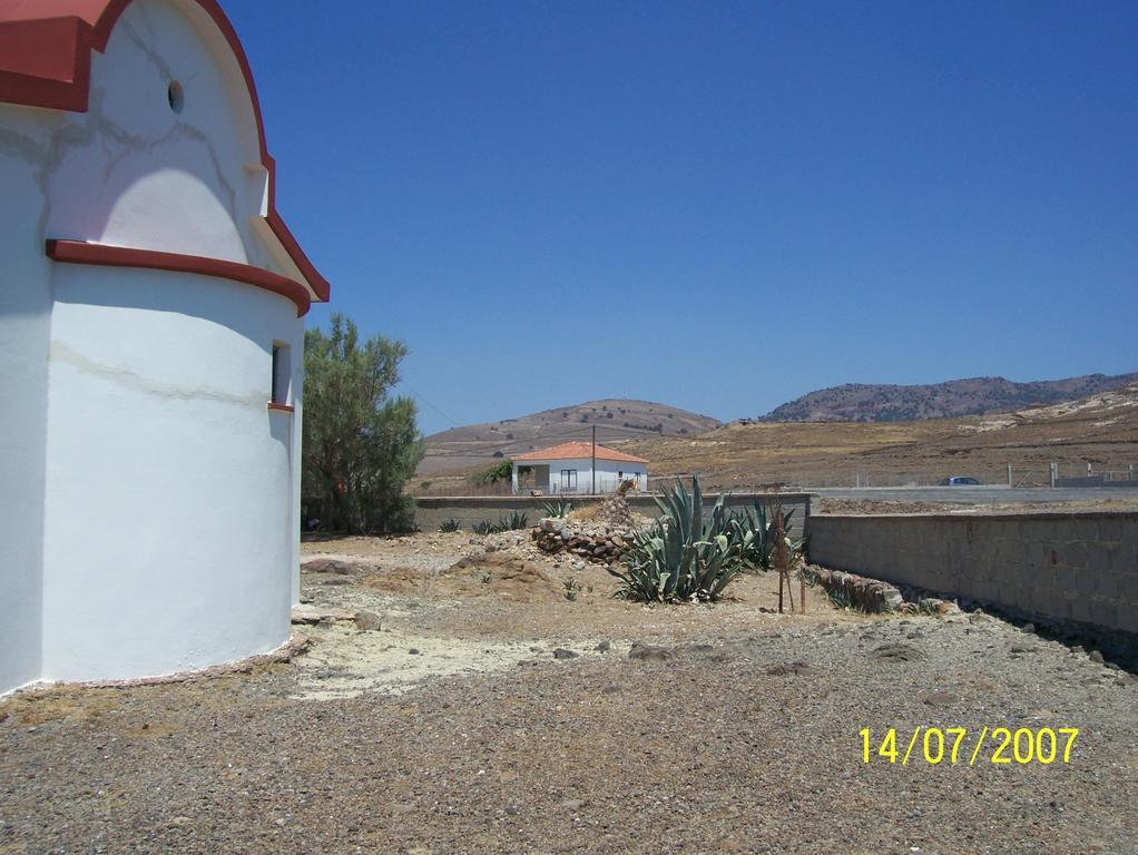 Tavari Beach Hotel Exterior photo